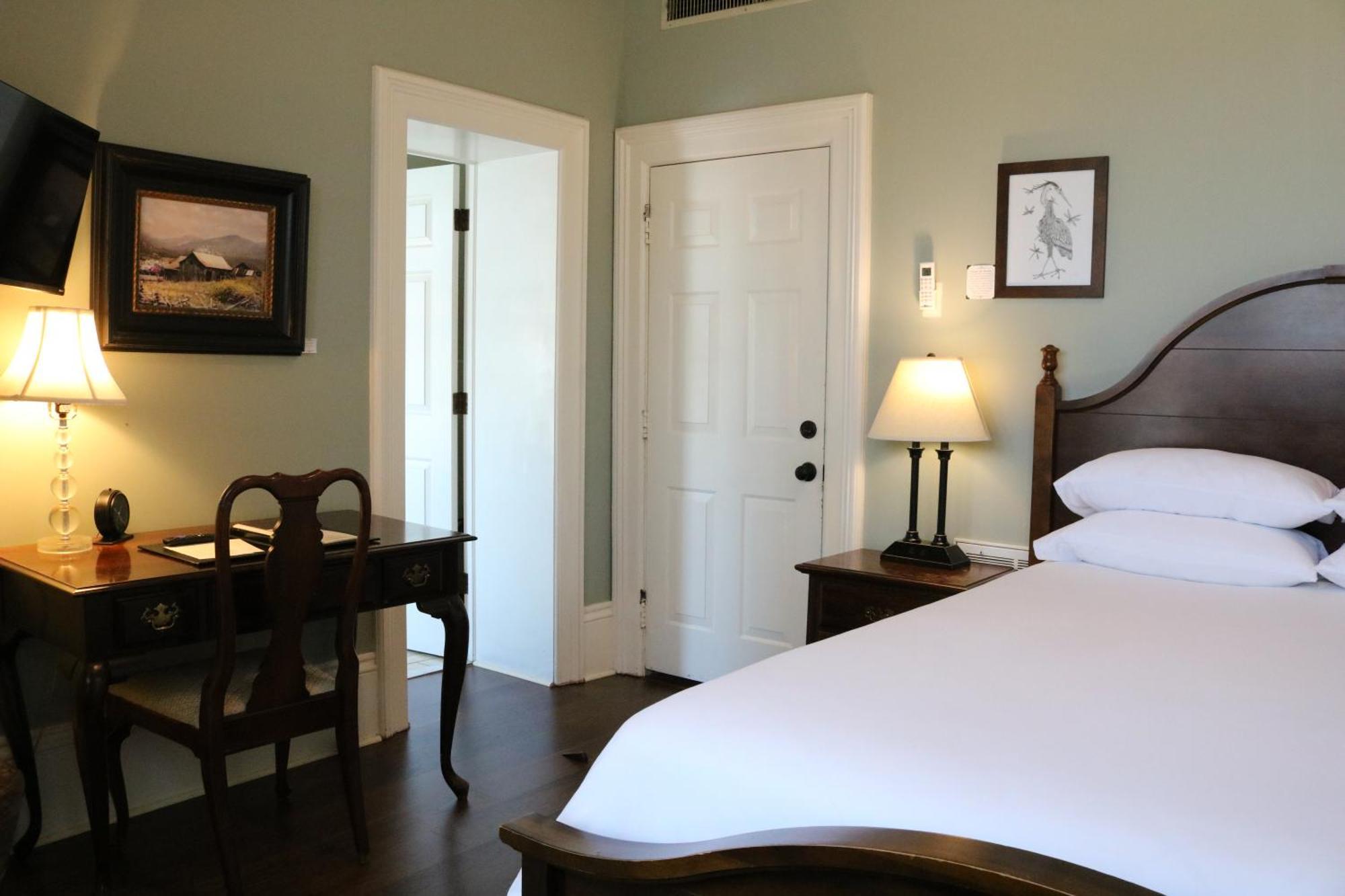 The Joshua Wilton House Hotel Harrisonburg Eksteriør billede